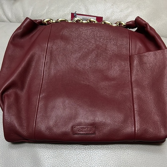 NWT Vince Camuto Lyona Leather Hobo Bag in Cranberry with dust bag - Picture 12 of 12